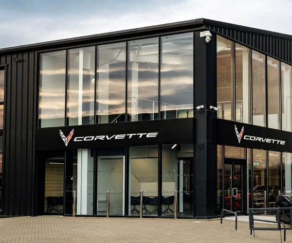 Glasgow Corvette / LUXE