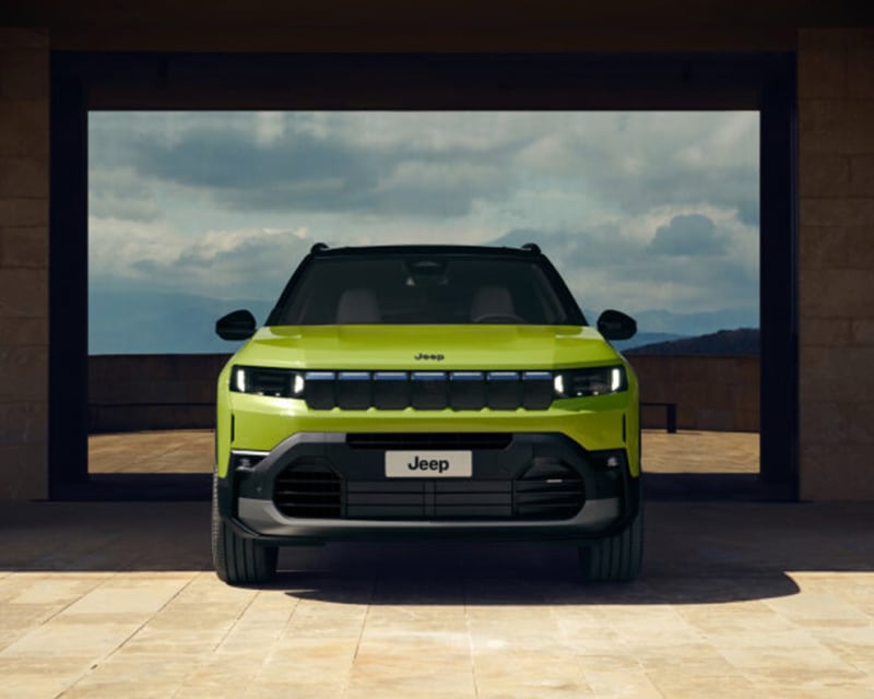 Front view of Jeep Compass