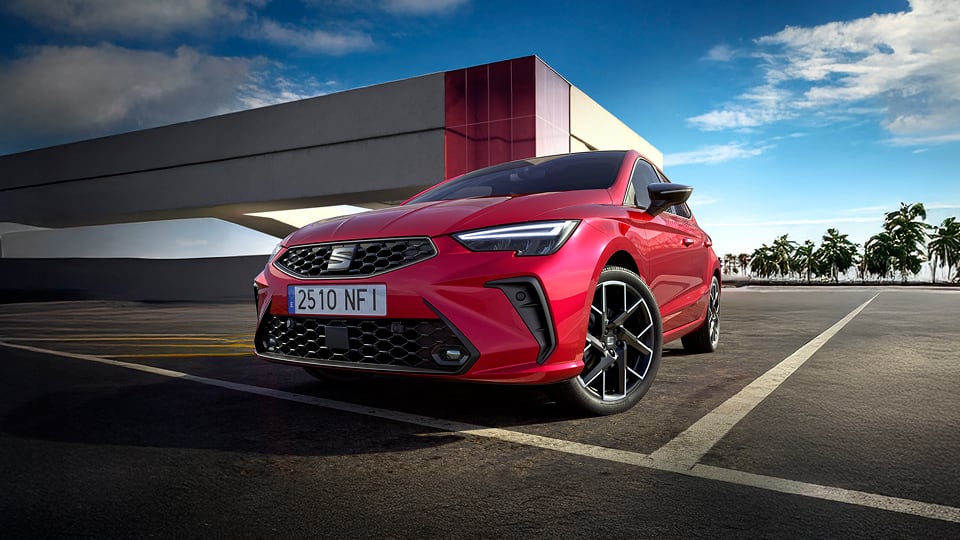 Front angled side view of Seat Ibiza